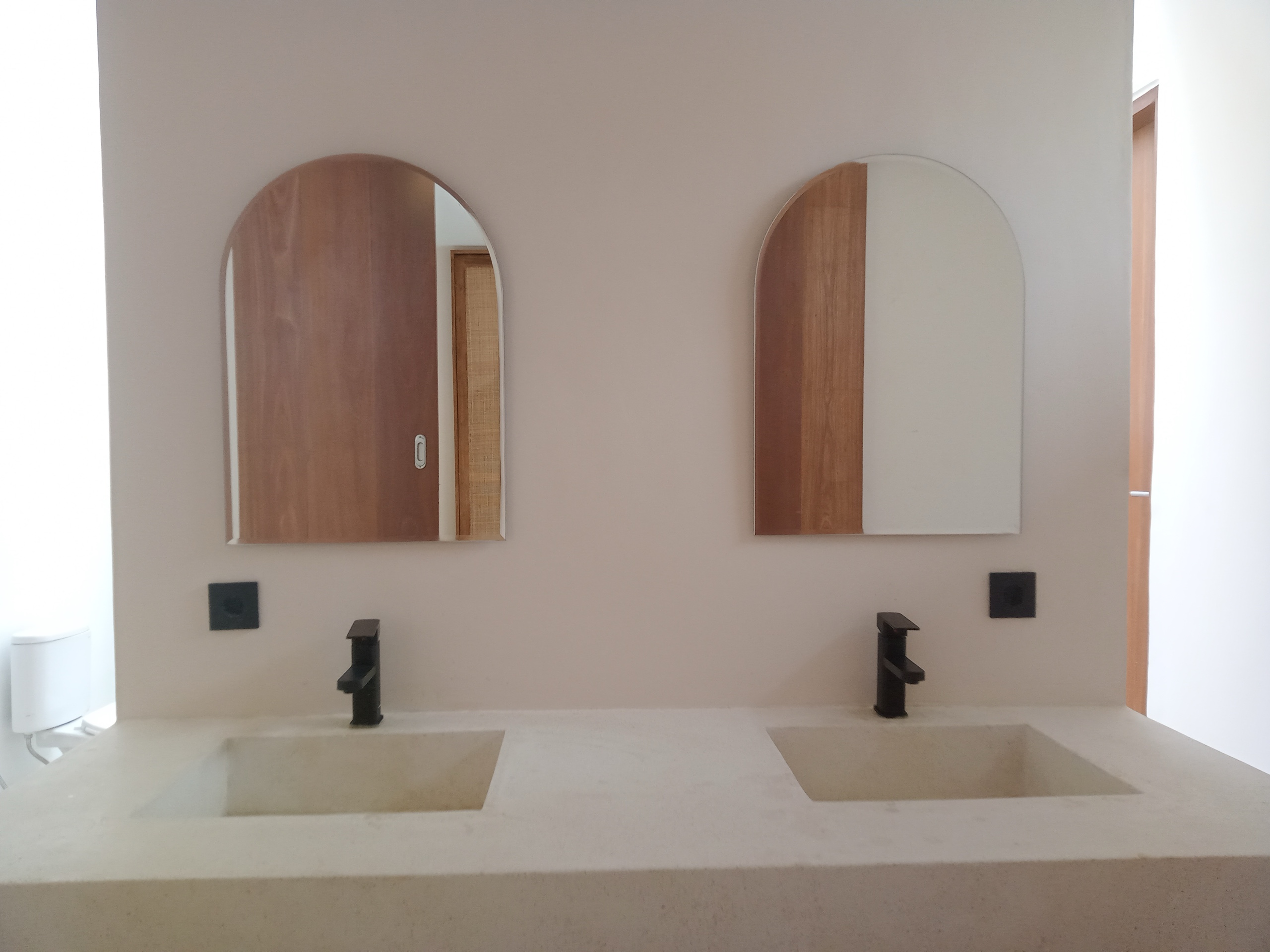 2-Bedroom Modern Villa in Balangan, Quiet Residential Area