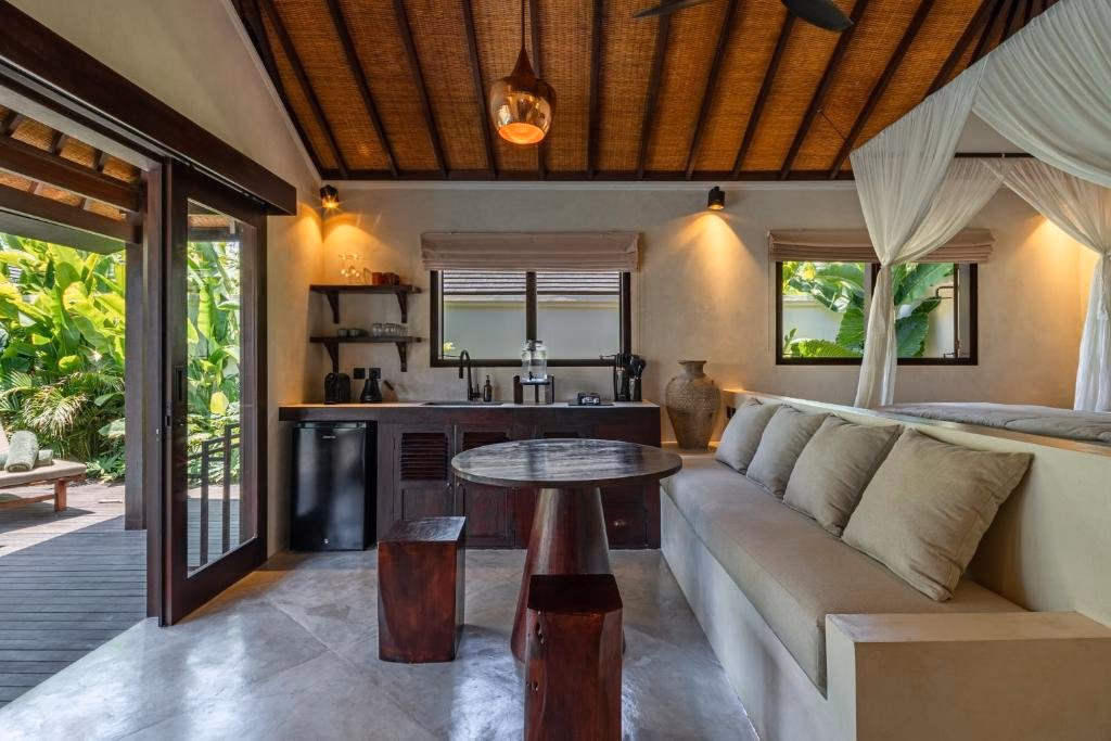 4-Bedroom Boutique Villa in Nyang Nyang, Bali, photo 10