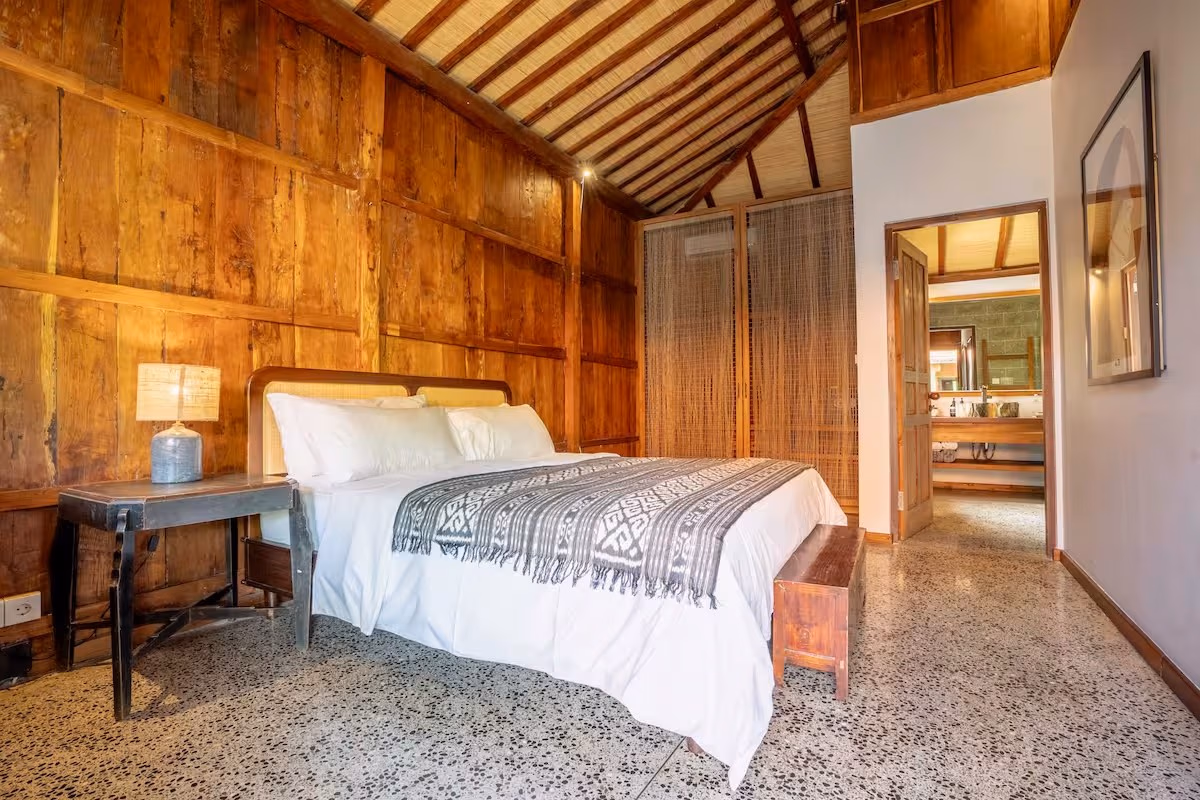 3+1-Bedroom Villa in Padang Padang, Bali, photo 11