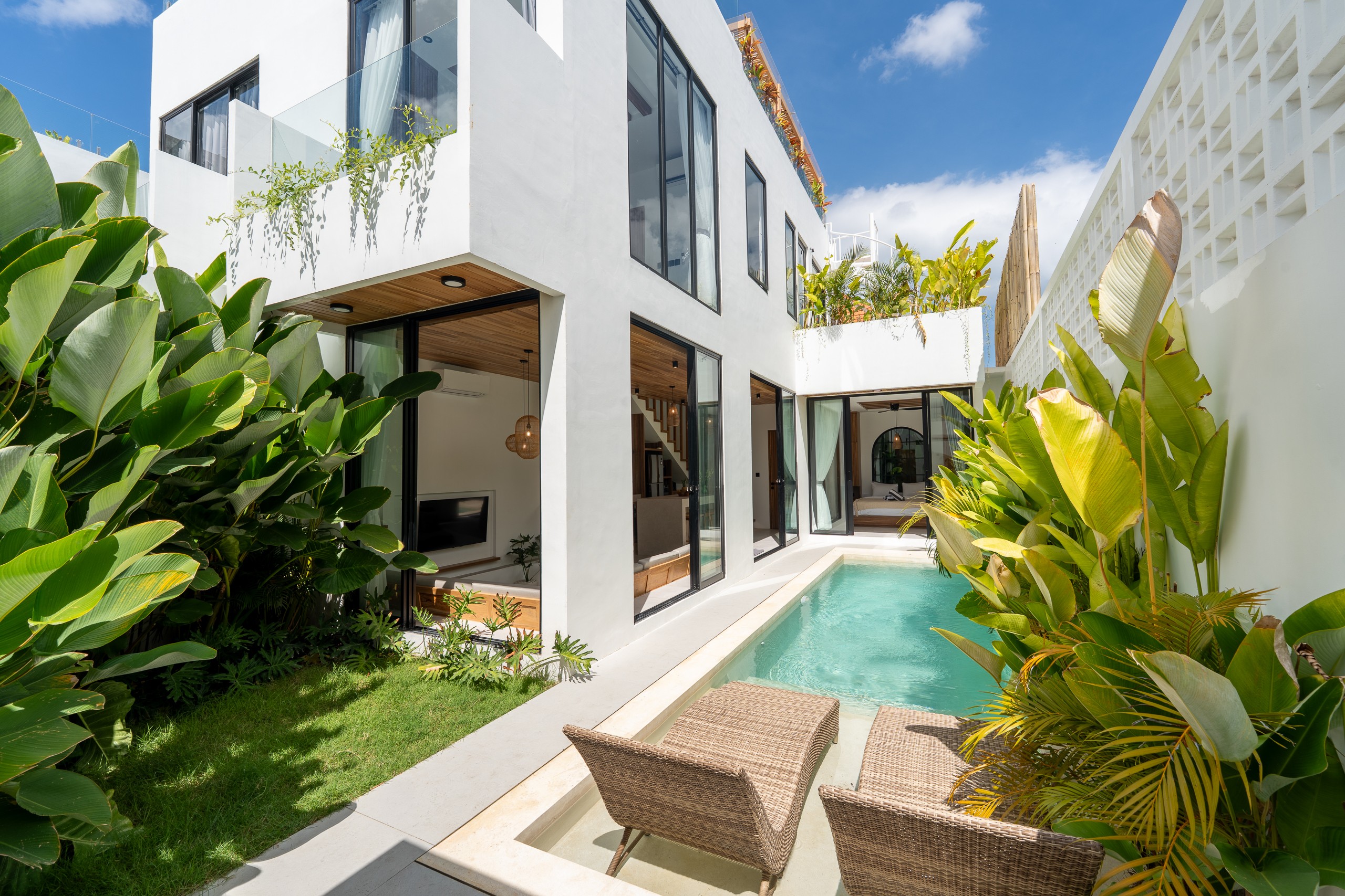 3-Bedroom Villa in Canggu, Bali, photo 1