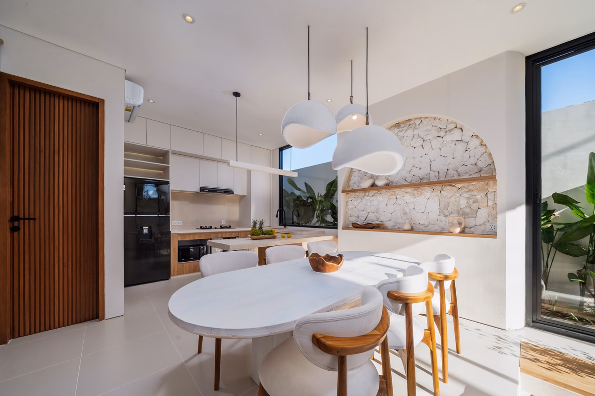 3-Bedroom Villa with Pool Close to the Beach