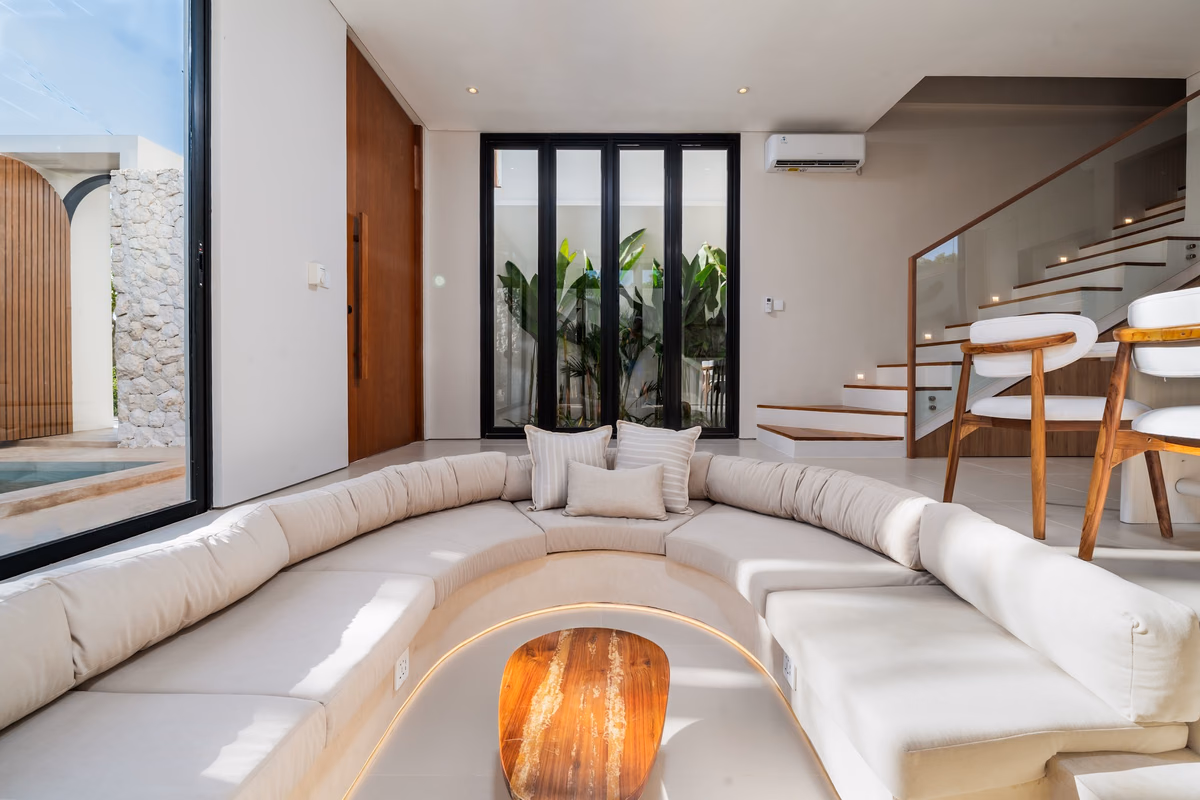 3-Bedroom Villa with Pool Close to the Beach, Balangan, Bali, photo 19