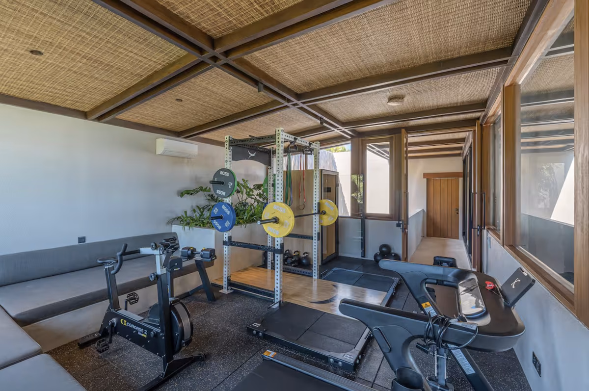 4-Bedroom Freehold Luxury Villa in Pecatu, Bali, photo 10