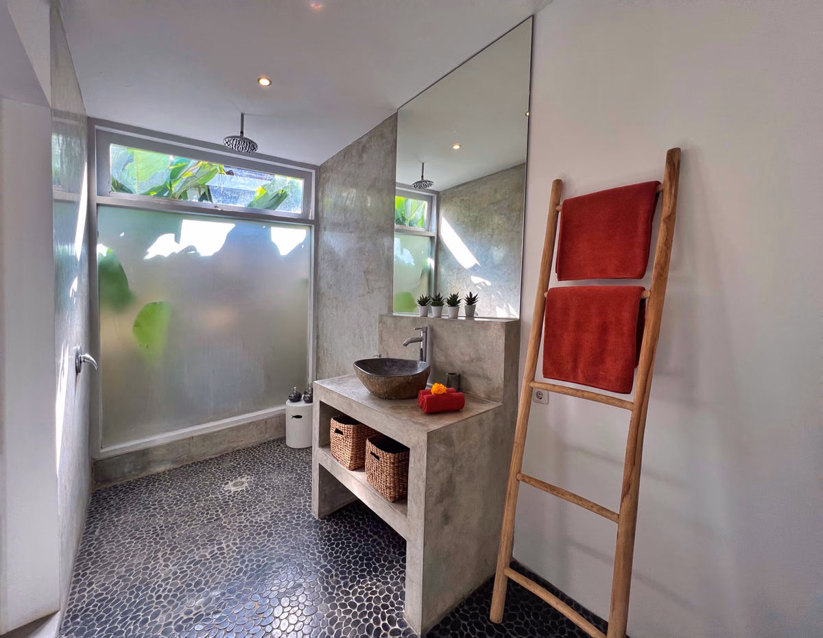 4-Bedroom Villa in Oberoi Seminyak, Bali, photo 5