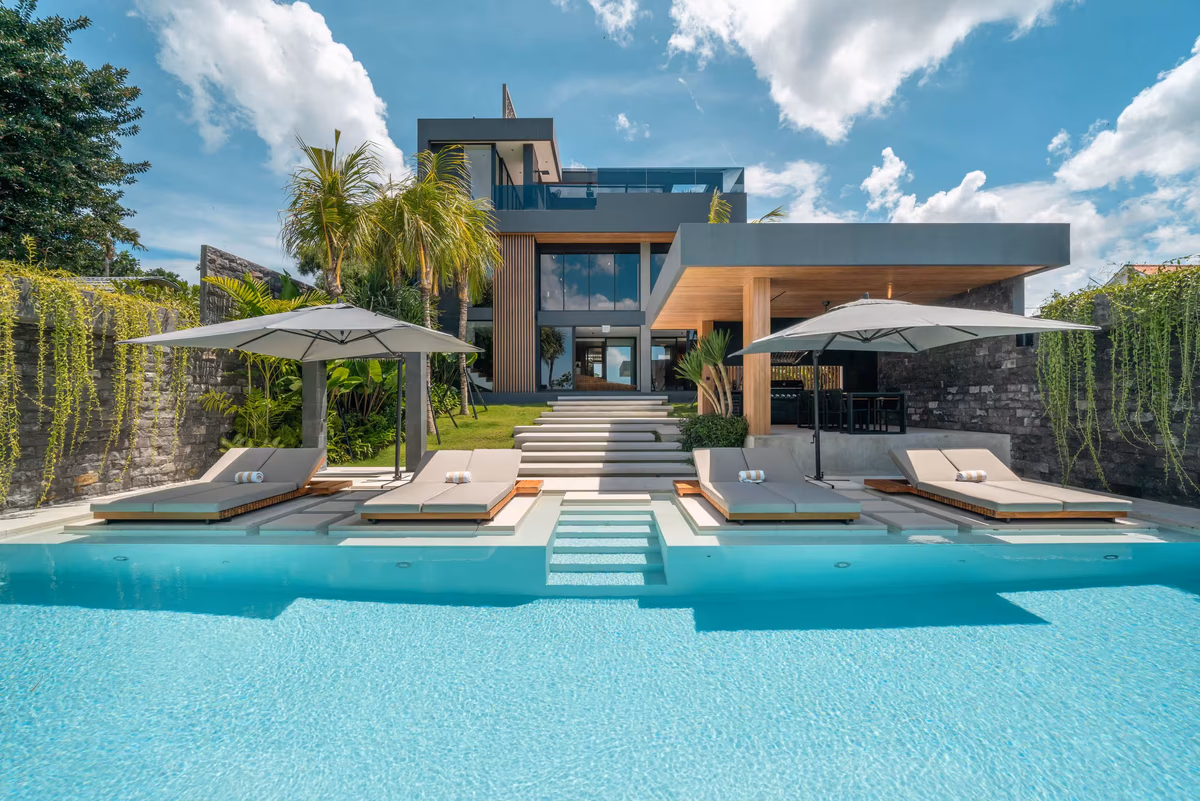 4-Bedroom Villa with Rooftop in Canggu, Bali, photo 2