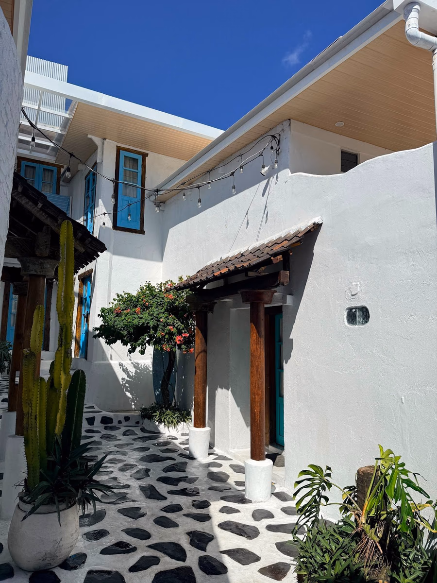 6-Bedroom Guest House in Pecatu, photo 4