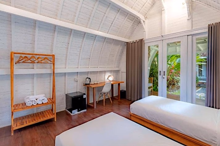 7-Room Boutique Hotel Walking Distance to Bingin Beach, Bali, photo 10