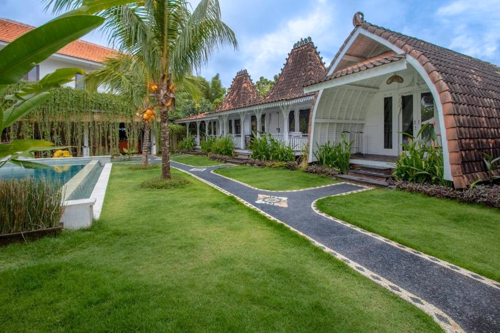 7-Room Boutique Hotel Walking Distance to Bingin Beach, Bali, photo 4