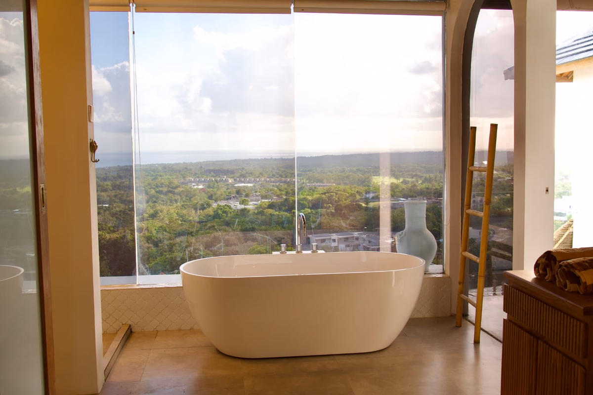 Luxury Moroccan-Inspired 2-Bedroom Villa, Panoramic Ocean Views + 1 Independent Large Studio, Bingin, Bali, photo 18