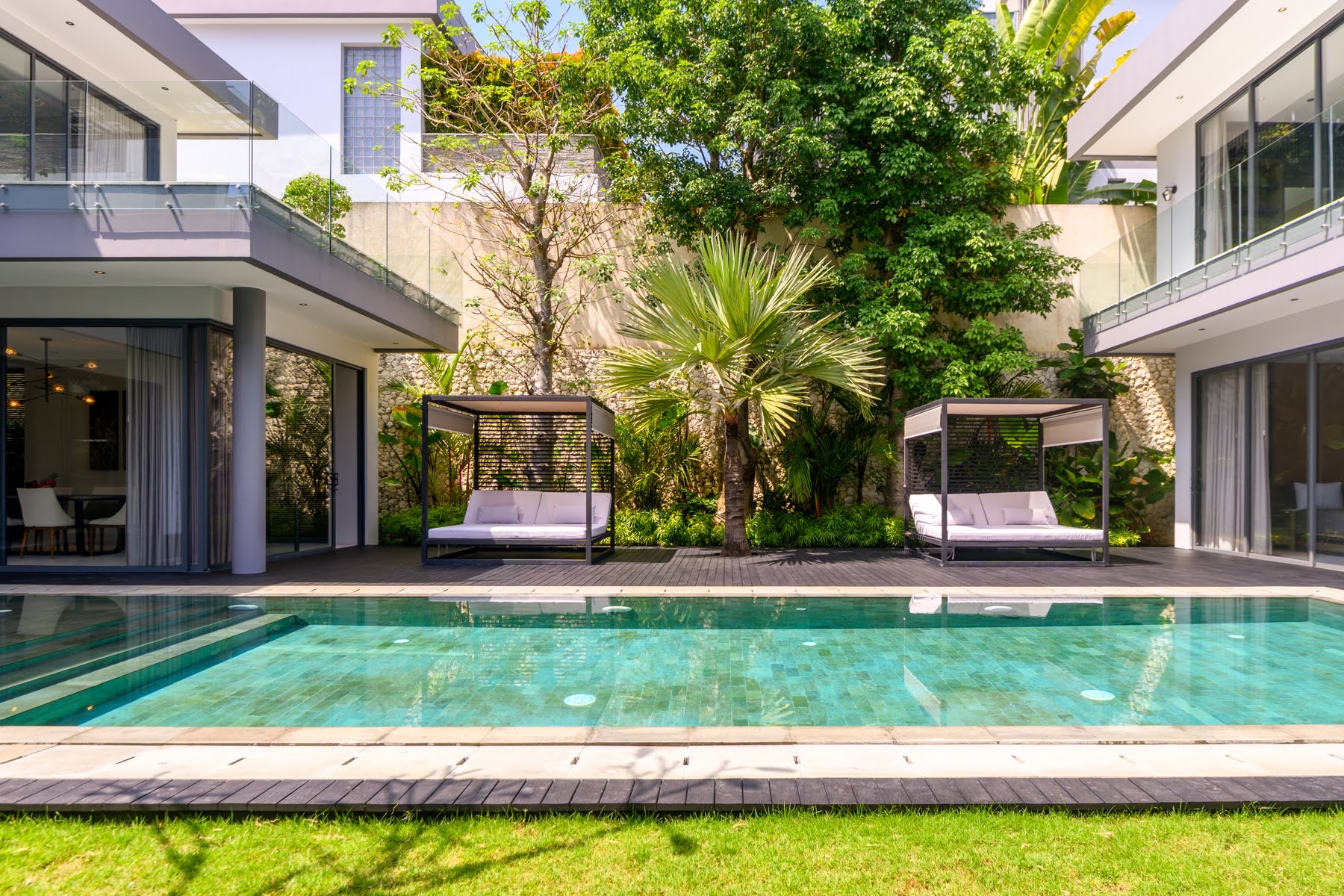 Where to Buy in Uluwatu: A Guide to the Bukit's Areas